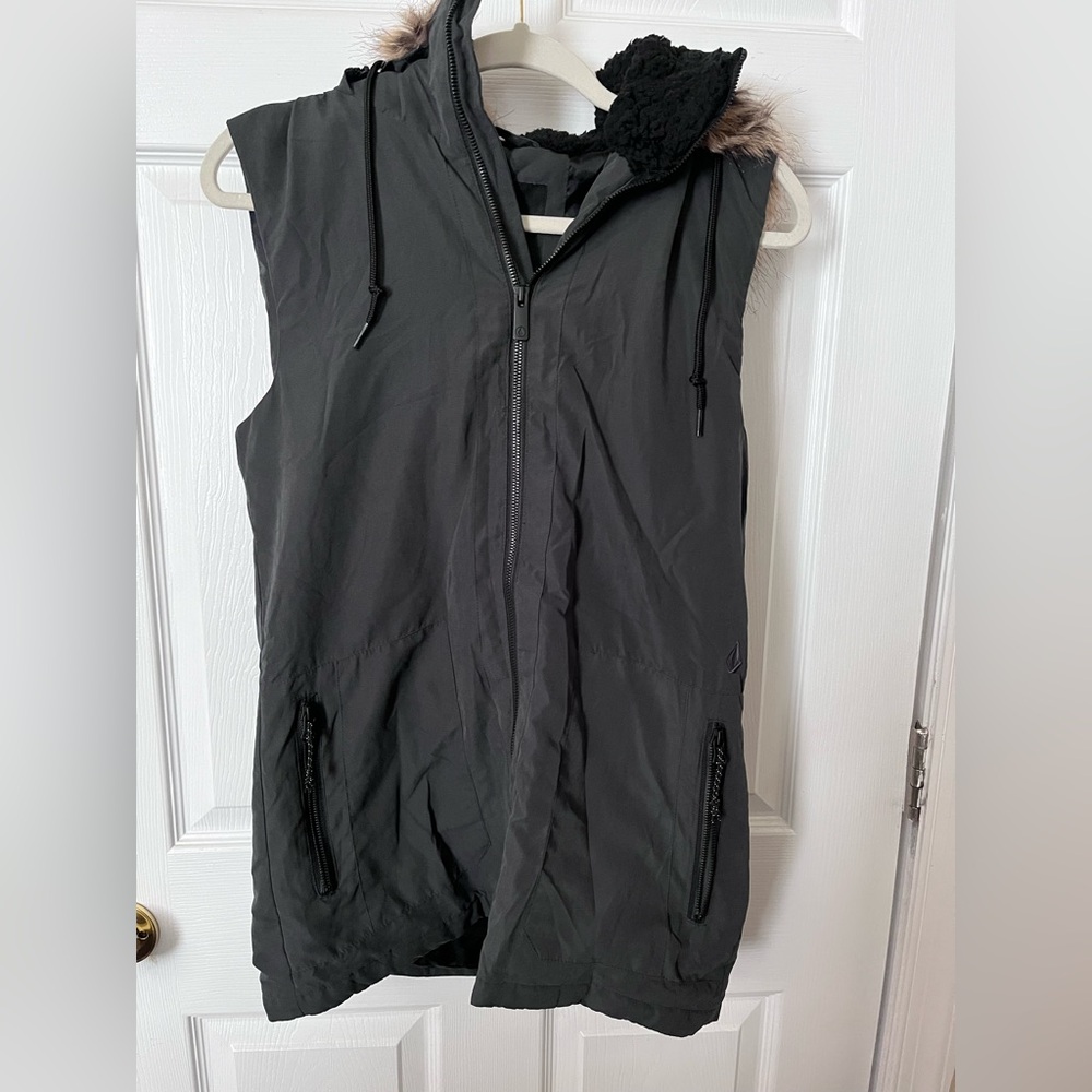 Volcom Women's Charcoal Sleeveless Vest with Fur Trim